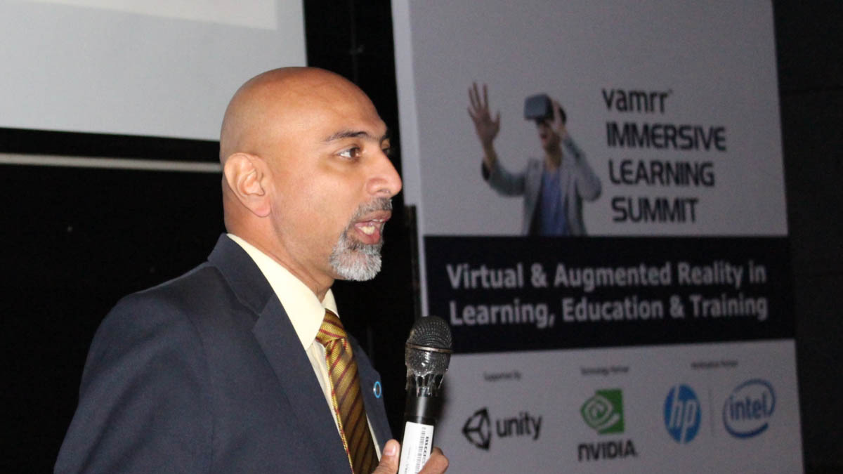 Sanjiv Mehta, Head, Healthcare & Education, HP Inc speaking at VAMRR Immersive Learning Summit, Pune